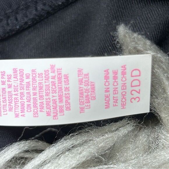 Victoria’s Secret The Getaway Halter black bikini swim top women’s size 32DD - Picture 8 of 9